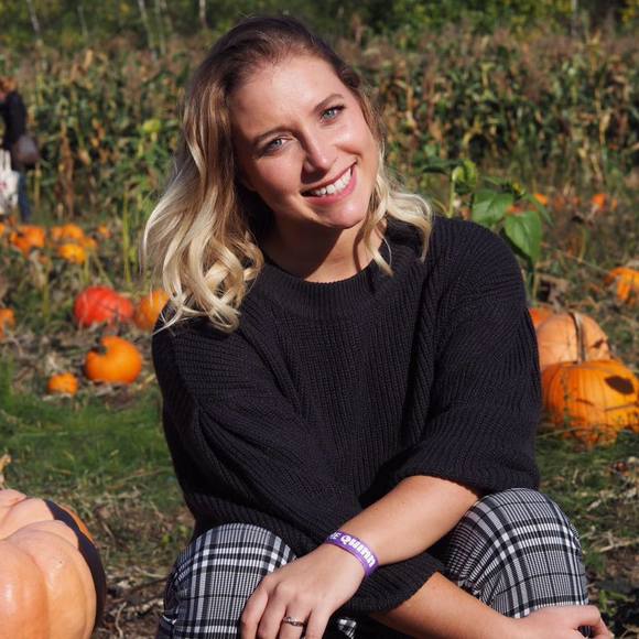 Meet your Posher, Véronique - Picture 1 of 1